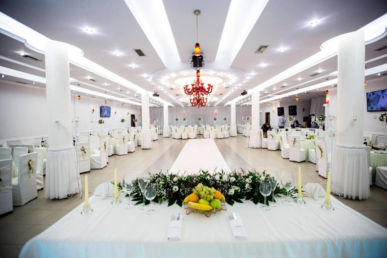 Julton Events Hotel Domje Exterior photo